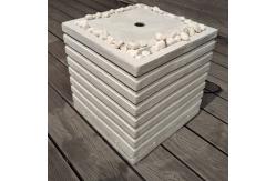 China Weatherproof Resin Fountain With Continuous Water Flow In Traditional Style supplier