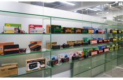 China Hybrid Solar Inverter manufacturer