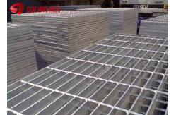 China Hot Dipped Galvanized Expanded Metal Mesh Drainage Steel Grating Stair Treads Customized supplier