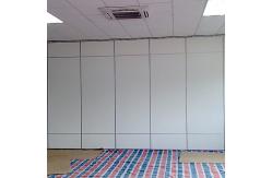 China Wooden Sound Insulation Movable Foldable Partition Wall For University supplier