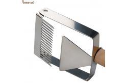China Small Wooden Handle Honey Uncapping Tools 17 Needles Uncapping Fork supplier
