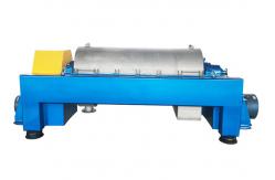 China Industrial Filtration Titanium Decanter Centrifuges For Calcium Hypochlorite Machine supplier