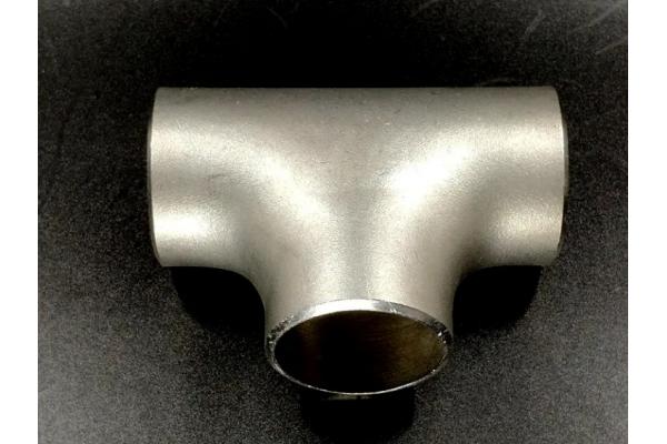 Versatile Butt Weld Reducing Tee with Heat Treatment Quenching for Various Pipes