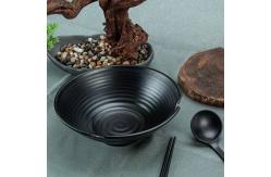 China Black Melamine Ramen 37oz Soup Bowls With Chopsticks supplier