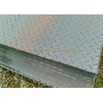 SGS Galvanized Checker Plate Metal Flooring Sheets ASTM A36 A283GRC