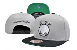 China Adjustable Fit 6 Panel Snapback Caps Customizable Wool Snapback Hat supplier