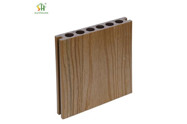 Outdoor Slip Resistant WPC Deck Flooring 145x20mm With Embossed Texture