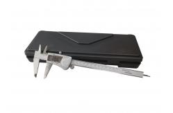 China IP54 Digital Caliper with Metal Housing 0-200mm LCD Display Precision Measuring Tool supplier