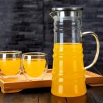 Transparent Large Glass Water Jug With Spout , Eco Friendly Cold Water Pitcher