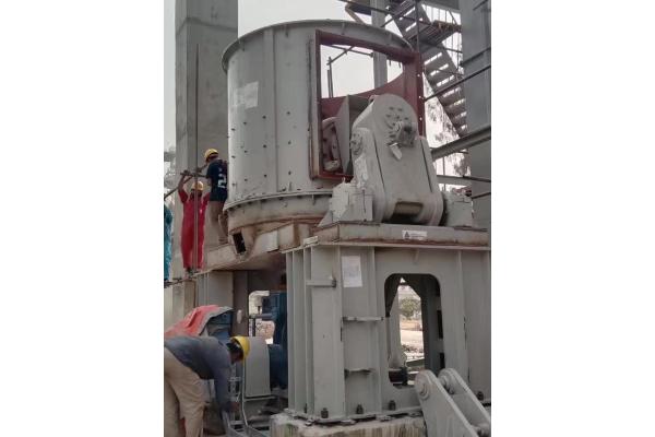 Energy Saving Limestone Cement Vertical Mill 85 - 730 T/H