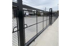 China 2.5M Woven Animal Enclosure Metal Wire Mesh Fencing White Chain Link Fence supplier
