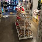 Customized Gift Display Stand Wire Mesh Display Rack For Grocery Double Sided