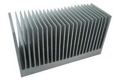 China Fluorocarbon Powder Spray Coated Aluminum Extrusion Heatsink For Aluminum Radiator supplier