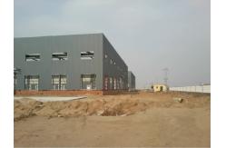 China Light Weight Prefabricated Steel Structure Warehouse Pre Engineered Structural Steel Building supplier