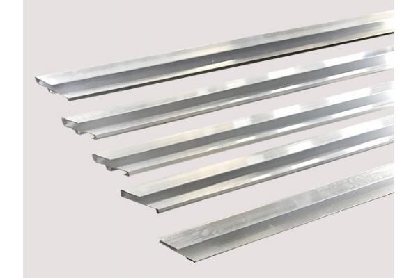 Custom 6000 Series CNC Aluminum Profiles Sawing Mill Finished ±0.01mm Tolerance