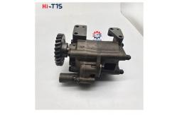 China Engine Machinery Part 6D155 Engine Oil Pump  6128-52-1013. supplier