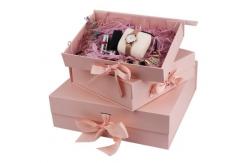 China 4cm Height SGS Paper Folding Gift Box , 35cm Width Cardboard Gift Boxes supplier