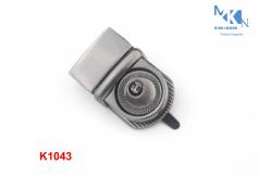 China Polished 25.6mm Bag Twist Lock With Hanging Plating Metal Push Bag Lock supplier