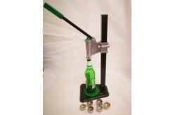 China Crown Cap Manual Bottle Capper 26 - 29mm Cap Diameter With Good Sealing Degree supplier