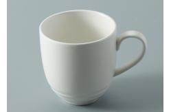 China FDA Ceramic Embossed Round Dinnerware Sets For Five Star Hotel supplier