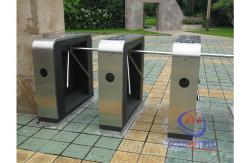 China Automatic coin machine digital counter Barcode identification access control system price tripod turnstile supplier