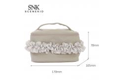 China Blank Zipper Foldable Travel Canvas Custom Cosmetic Bag supplier