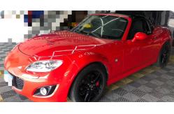 China Ferrari Red High Gloss Car Wrap Air Release Slidable Temperature Resistant supplier