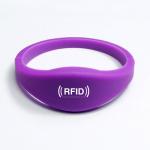 TK4100 EM4200 T5577 Silicon Waterproof RFID Wristband For Event Management for sale