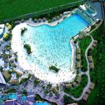 Customized Water Park Wave Pool With Lifeguards And Safety Ropes for sale