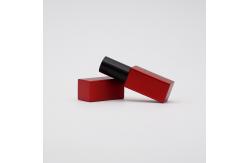 China Square Aluminum Red Empty Lipstick Tubes Container 3.5g With Magnet Case supplier