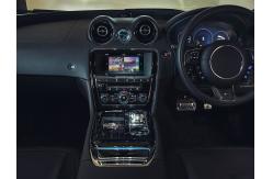 China Answer Calls Apple CarPlay Interface For Jaguar XJ 8 Inch HARMAN Playing Music supplier