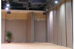 China Soundproof Operable Sliding Partition Walls With Fabric MDF Hard Cover For Gymnasiums supplier