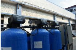 China PLC RO Commercial Water Purifier 500 LPH For Purified Drinking Water Treatment supplier