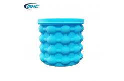 China Collapsible Silicone Ice Mold Ice Cube Maker Ice Bucket Eco Friendly supplier