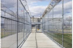 China Professional Chain Link Panels , Diamond Chain Link Mesh Fence 1~5m Height supplier