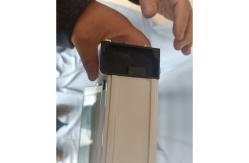 China Customizable White Glass Louver Window With Acceptable OEM Shutter supplier