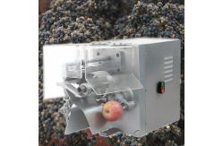 China 220V Apple Peeling And Core Removing Machine Slicing Separating Machine supplier