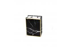 China Coated Paper Custom Printed Gift Bags With Handle Offset printing supplier