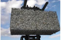 China Hex Galvanised Gabion Baskets 80x100 Wire Mesh Rock Baskets supplier