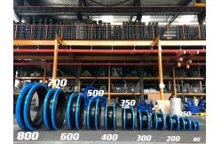 China Large Diameter Pipes DN200-125 PN16 Concentric Reducer Flanged Rubber Expansion Joint supplier