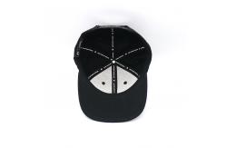 China 100% Cotton Flat Visor Snapback Hats Rubber Patch Black Constructed Cap supplier