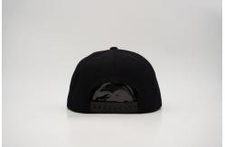 China Custom Flat Brim Snapback Hats For Men Women Flat Bill Baseball Cap supplier