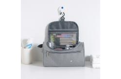 China Mens Waterproof Oxford Hanging Travel Toiletry Bag With Hook supplier