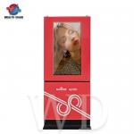Customized LOGO Outdoor Video Screens With High Bright LCD Panel 43inch for sale