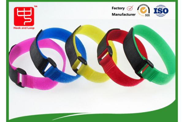 Anti Slip Industrial Strength Tape / Durable Adhesive Hook Loop Strips
