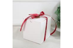 China Transparent Muffin Box Square Packaging Box Dessert Mousse Pastry Cake Box supplier
