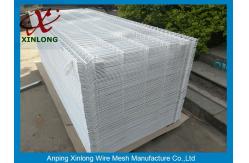 China Easy Install Pvc Coated Welded Wire Mesh Panels For Commercial Grounds supplier