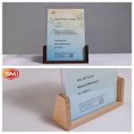 3X3.5 inch multi-size U-shaped acrylic photo frame with wooden base for sale