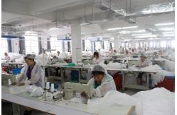 China Disposable Scrub Suits manufacturer