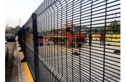 China Plastic Coated 358 Wire Mesh Security Fencing For PRISON 900-2500mm Height supplier